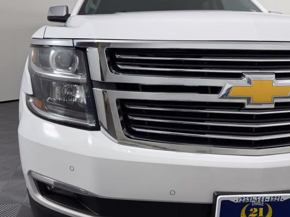 2015 Chevrolet Suburban LTZ Image 4