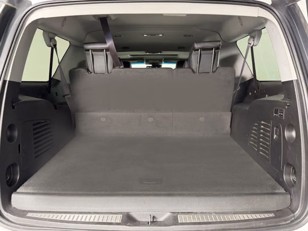 2015 Chevrolet Suburban LTZ Image 19