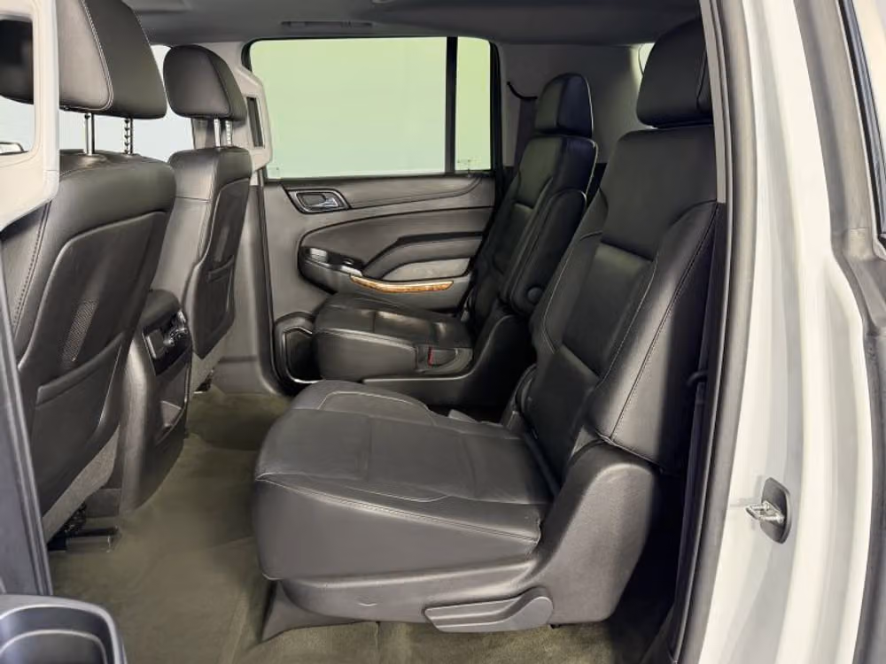 2015 Chevrolet Suburban LTZ Image 41