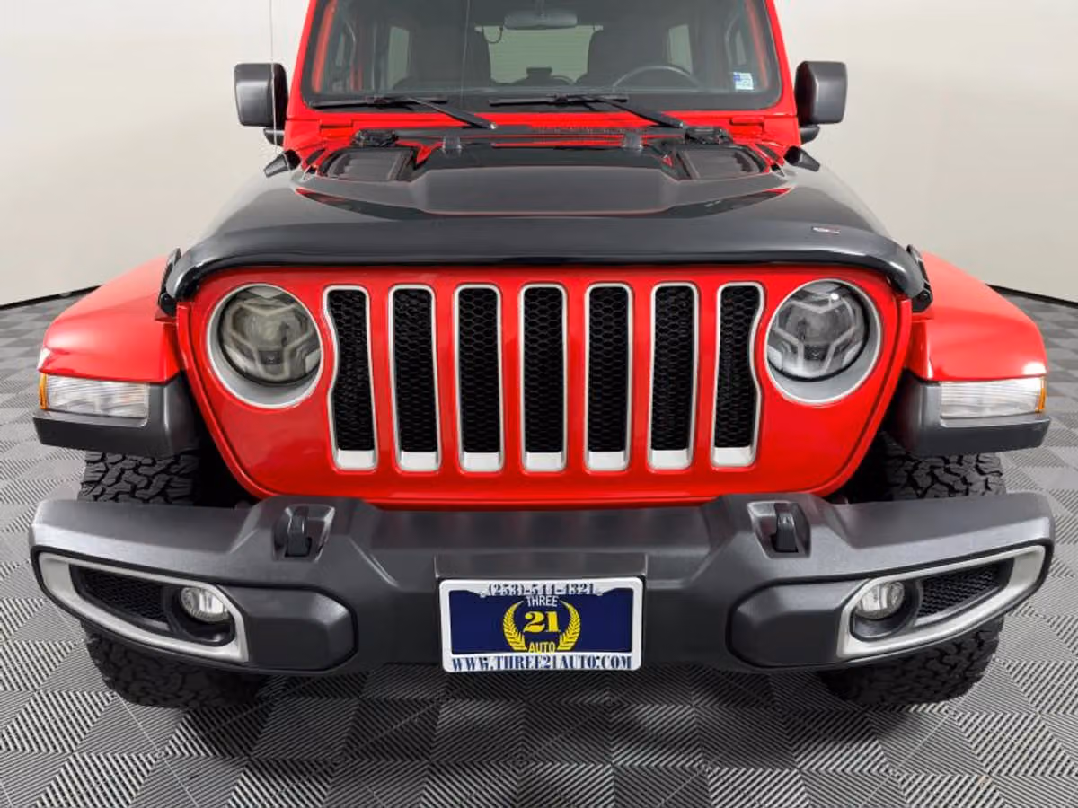 2020 Jeep Wrangler Unlimited Sahara Image 4