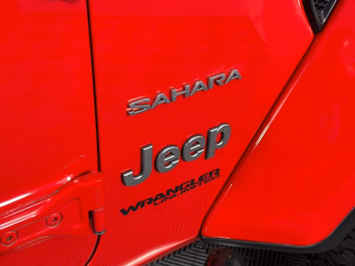 2020 Jeep Wrangler Unlimited Sahara Image 29