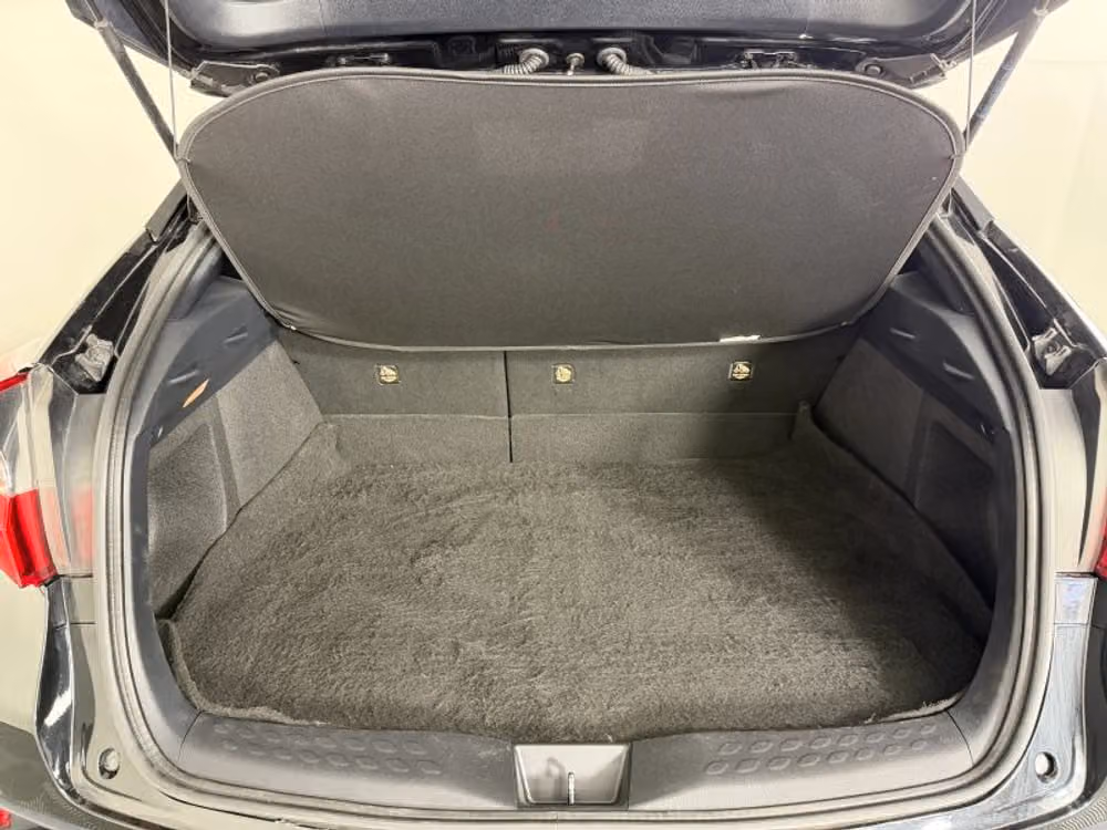 2018 Toyota C-HR XLE Premium Crossover Image 16