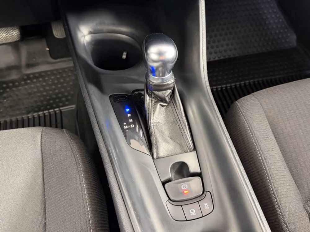 2018 Toyota C-HR XLE Premium Crossover Image 34