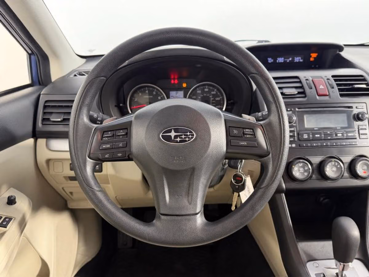 2013 Subaru XV Crosstrek 2.0i Premium Crossover Image 12