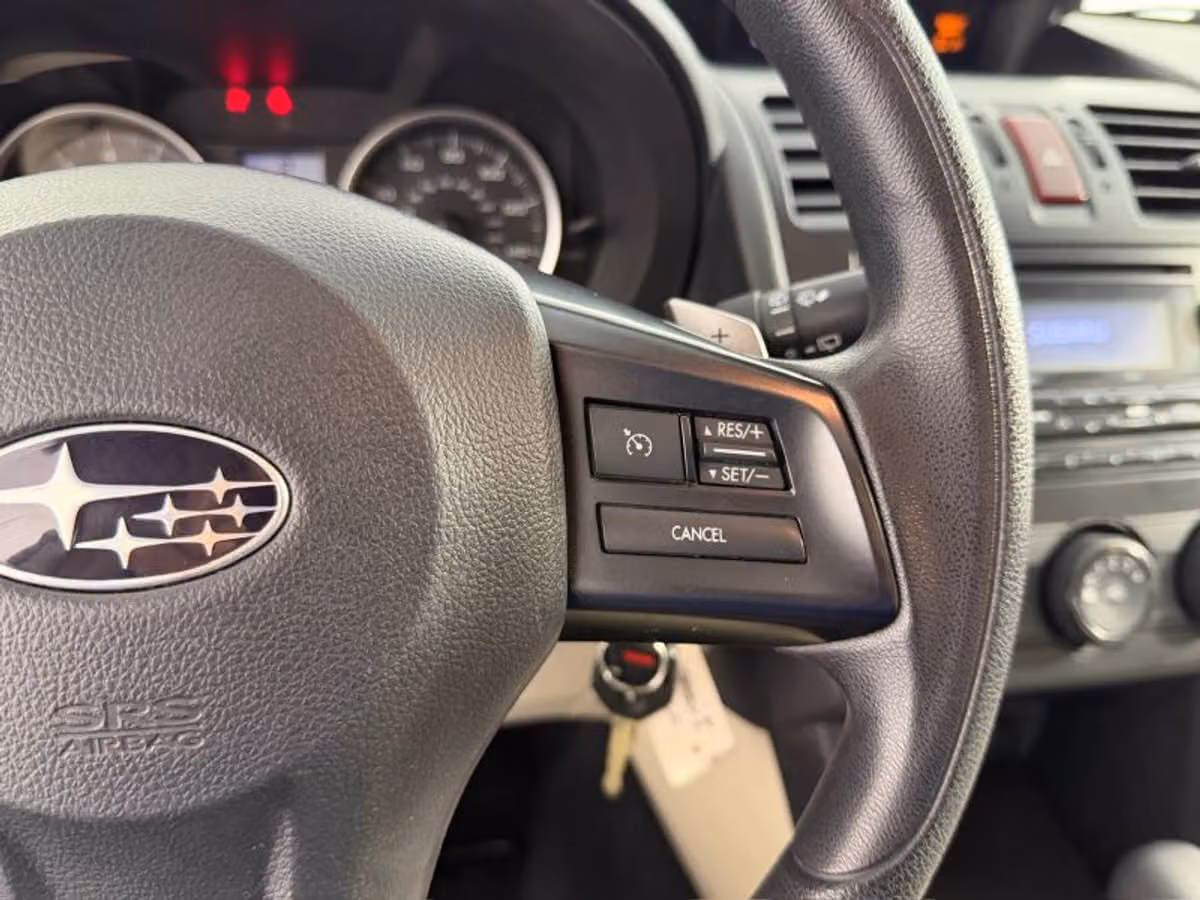 2013 Subaru XV Crosstrek 2.0i Premium Crossover Image 37