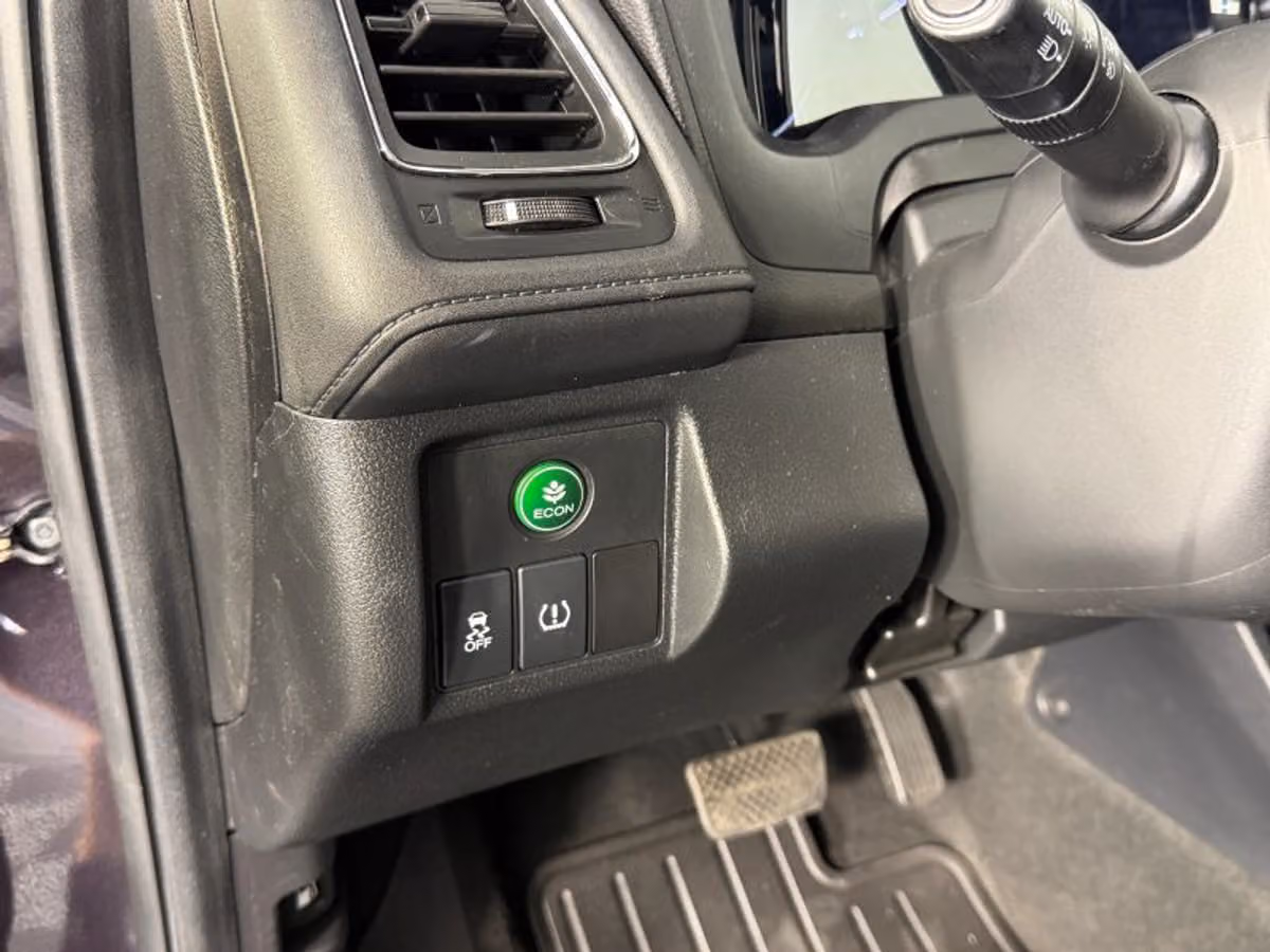 2016 Honda HR-V EX-L w/Navi Crossover Image 32