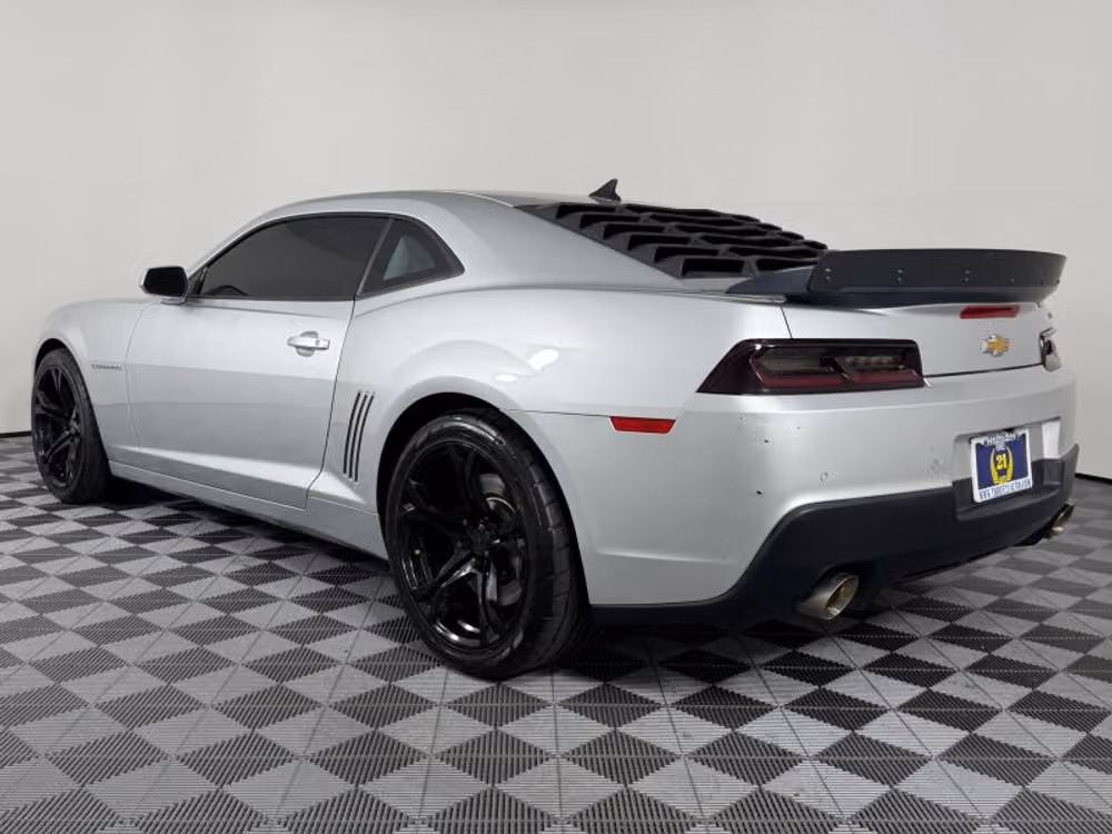 2015 Chevrolet Camaro SS Image 12