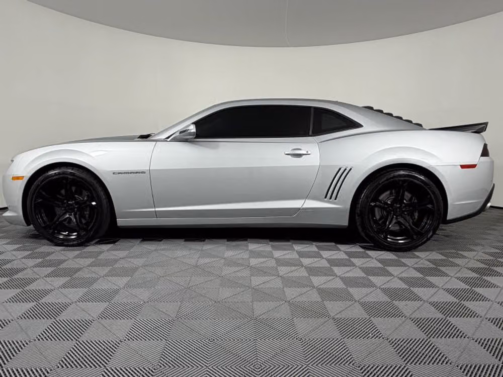 2015 Chevrolet Camaro SS Image 13