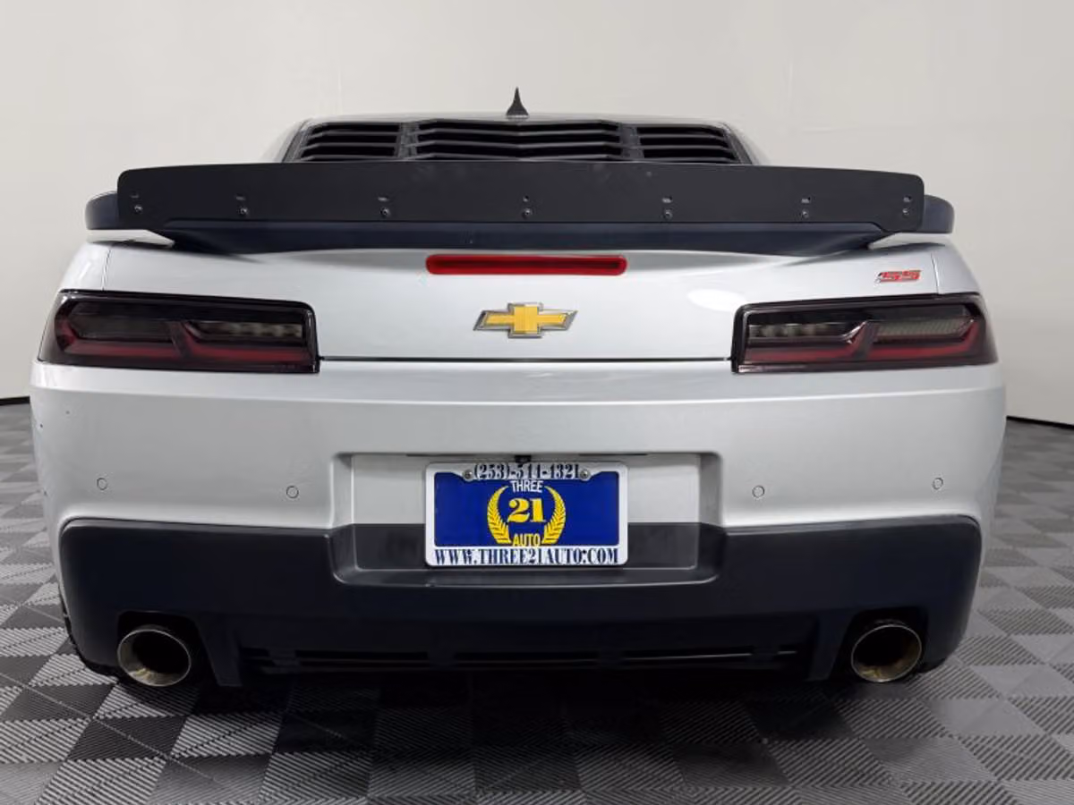 2015 Chevrolet Camaro SS Image 9