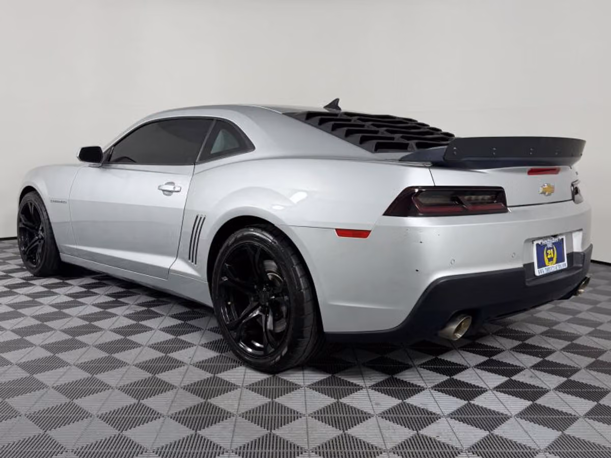 2015 Chevrolet Camaro SS Image 12