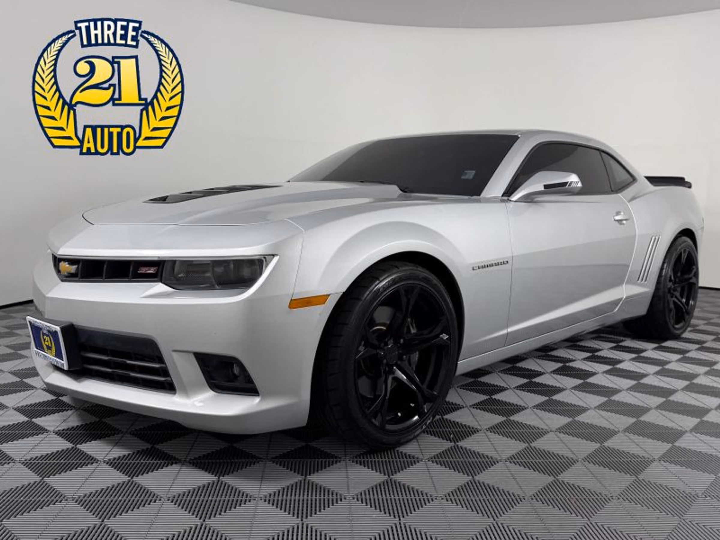 2015 Chevrolet Camaro SS Image 1