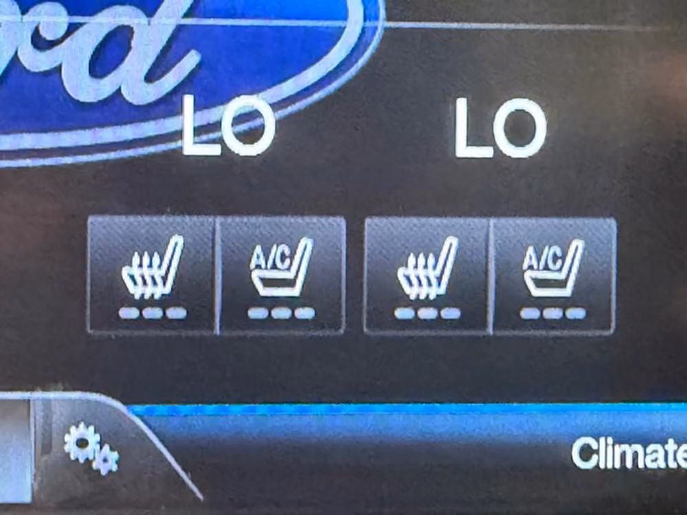 2014 Ford F-150 Lariat SuperCrew Image 22