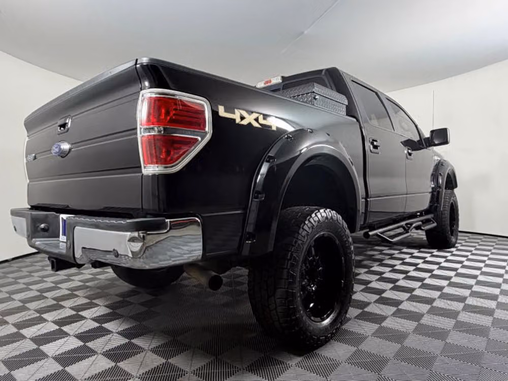 2014 Ford F-150 Lariat SuperCrew Image 28