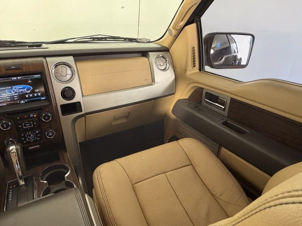 2014 Ford F-150 Lariat SuperCrew Image 14