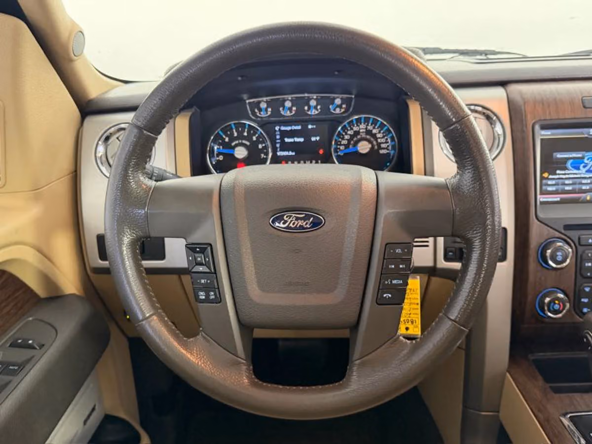 2014 Ford F-150 Lariat SuperCrew Image 18