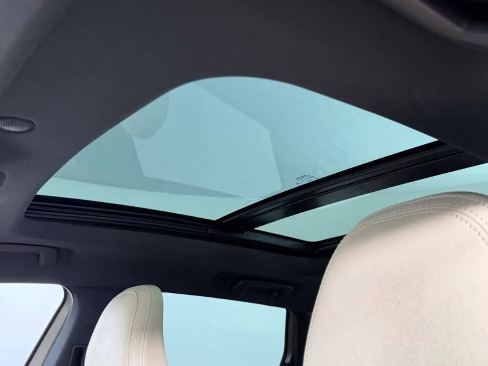 2016 Volvo XC60 T6 Drive-E Platinum Image 33