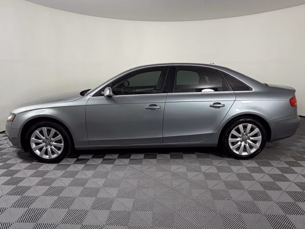 2011 Audi A4 2.0T quattro Premium Plus Image 8