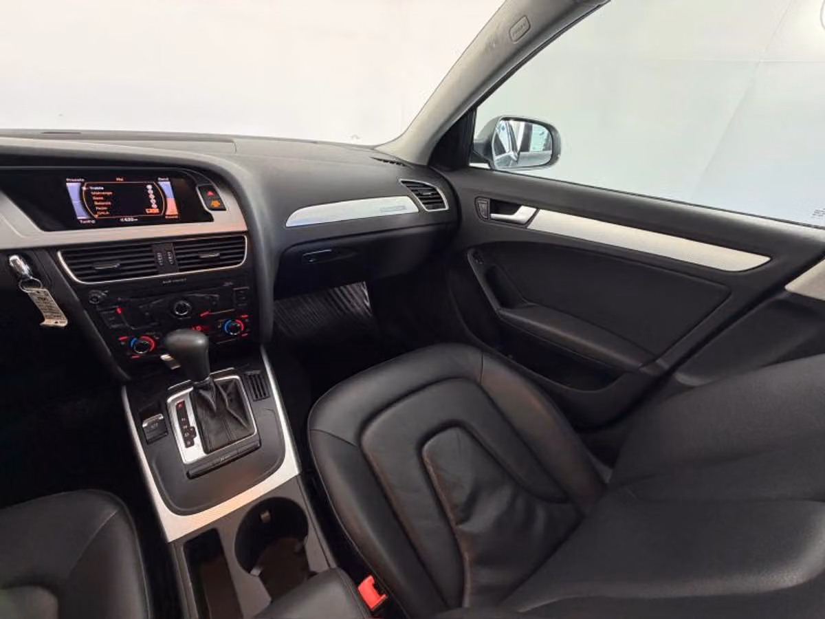 2011 Audi A4 2.0T quattro Premium Plus Image 13