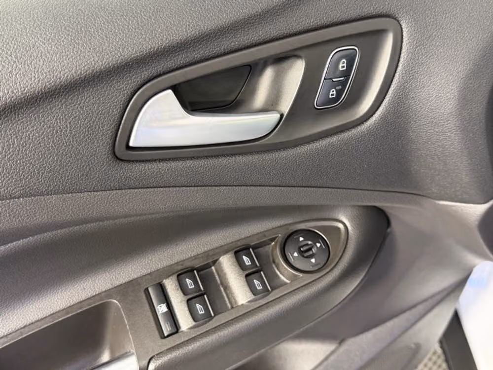 2018 Ford Escape SE Image 18