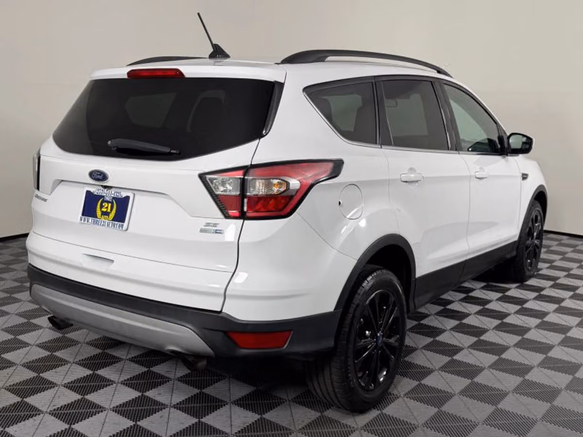2018 Ford Escape SE Image 22