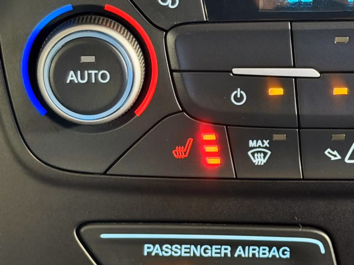 2018 Ford Escape SE Image 16