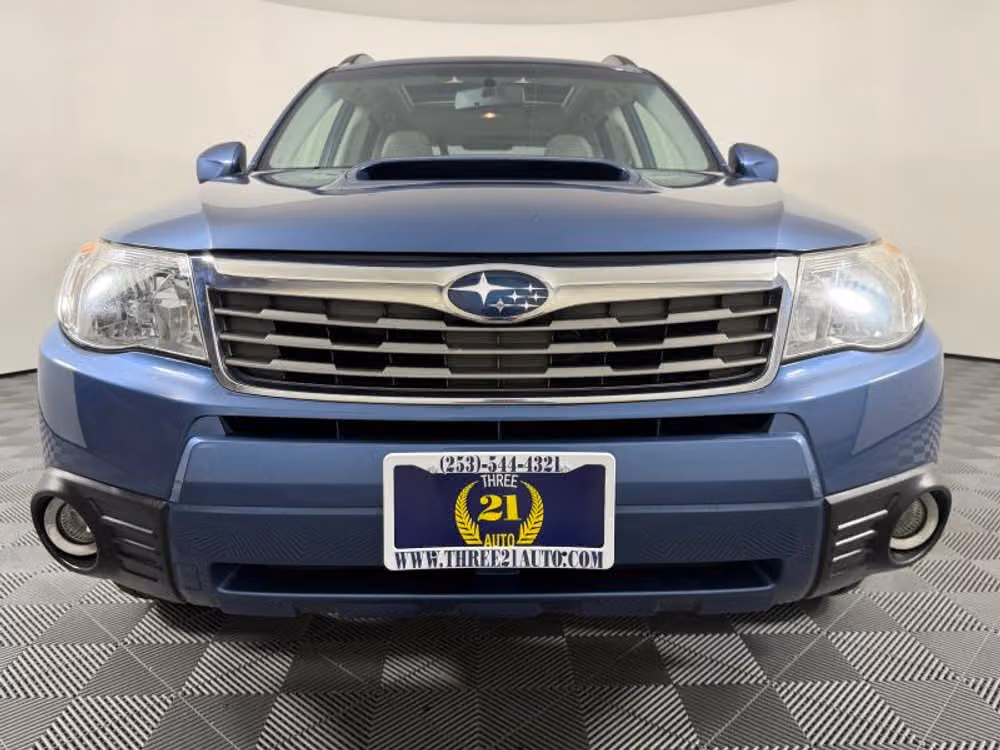 2009 Subaru Forester XT Limited Sport Utility 4D Crossover Image 3