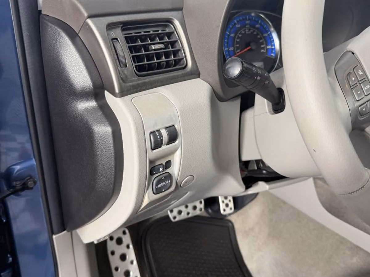 2009 Subaru Forester XT Limited Sport Utility 4D Crossover Image 33