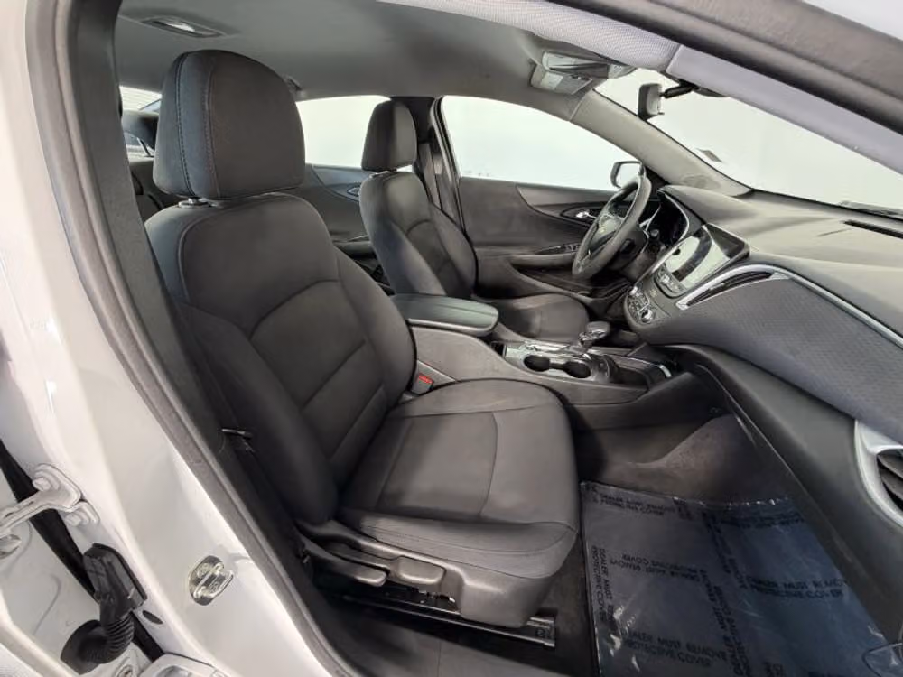 2022 Chevrolet Malibu LT Image 20