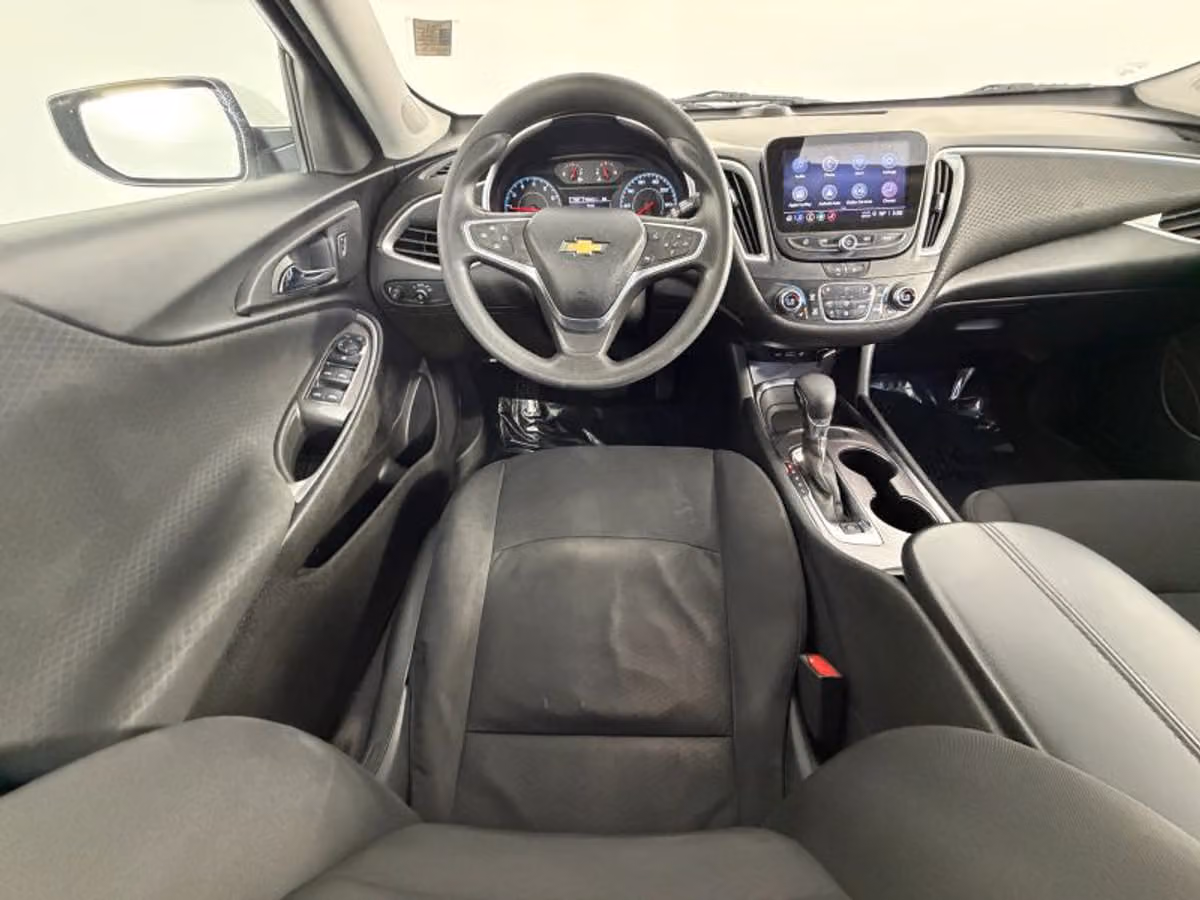 2022 Chevrolet Malibu LT Image 33