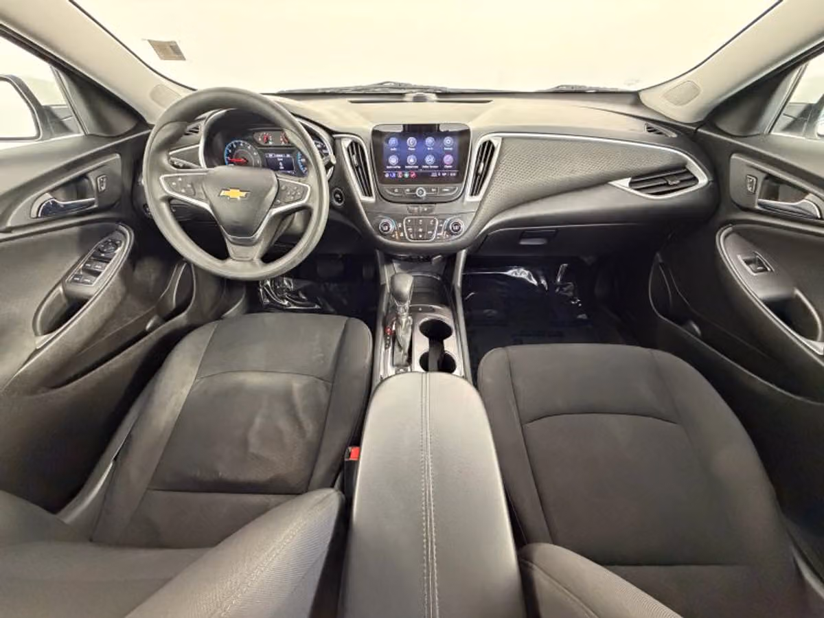 2022 Chevrolet Malibu LT Image 27