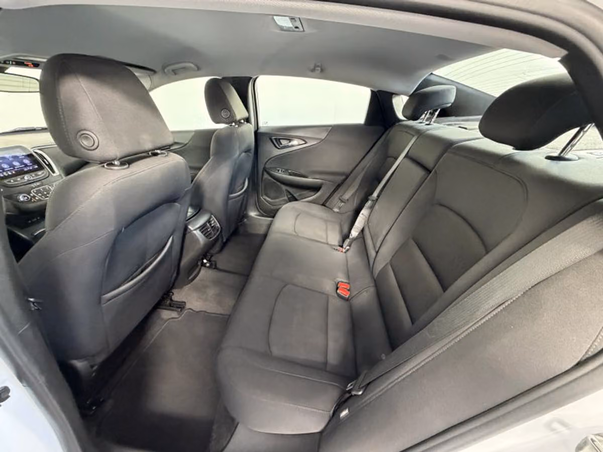 2022 Chevrolet Malibu LT Image 25