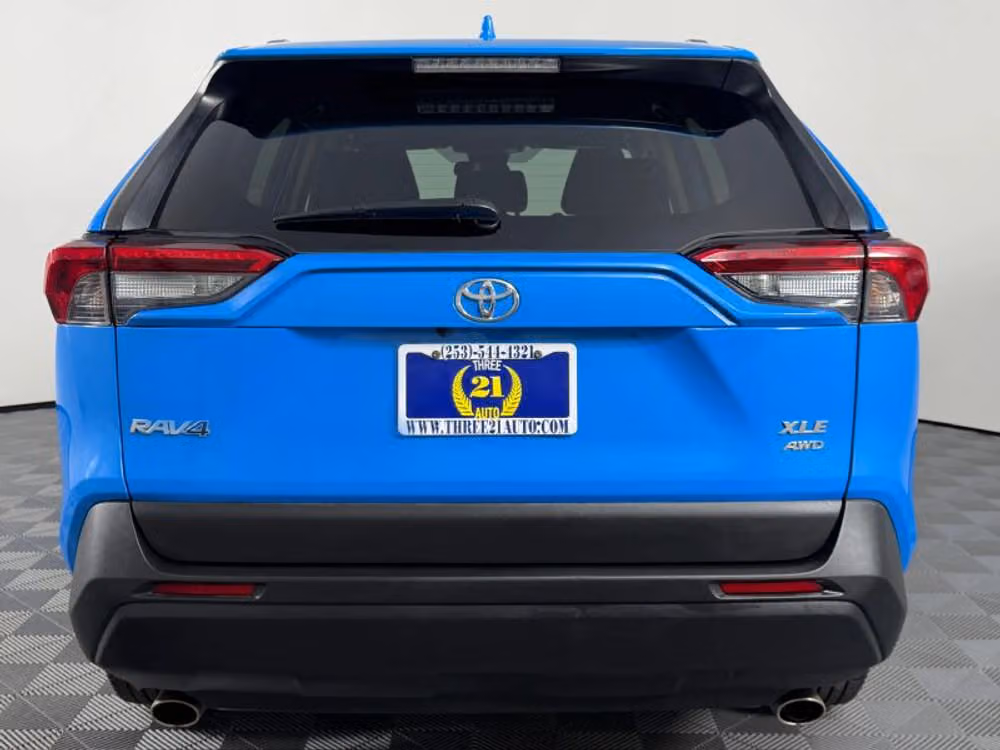 2019 Toyota RAV4 XLE Image 9