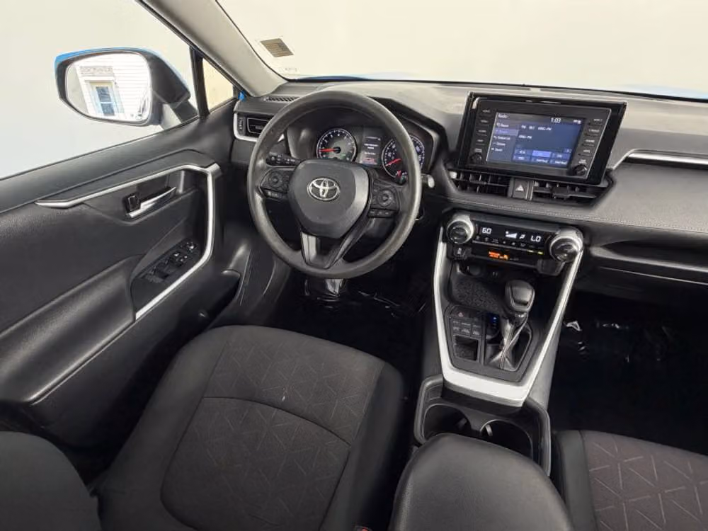 2019 Toyota RAV4 XLE Image 20