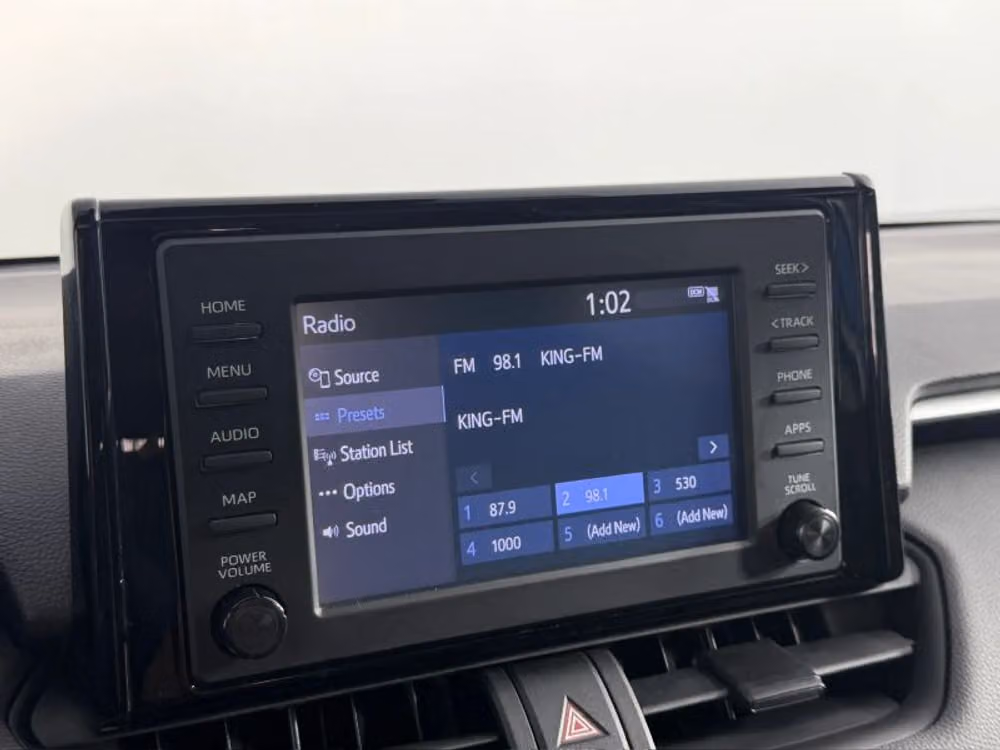 2019 Toyota RAV4 XLE Image 38