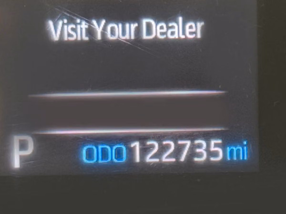 2019 Toyota RAV4 XLE Image 41
