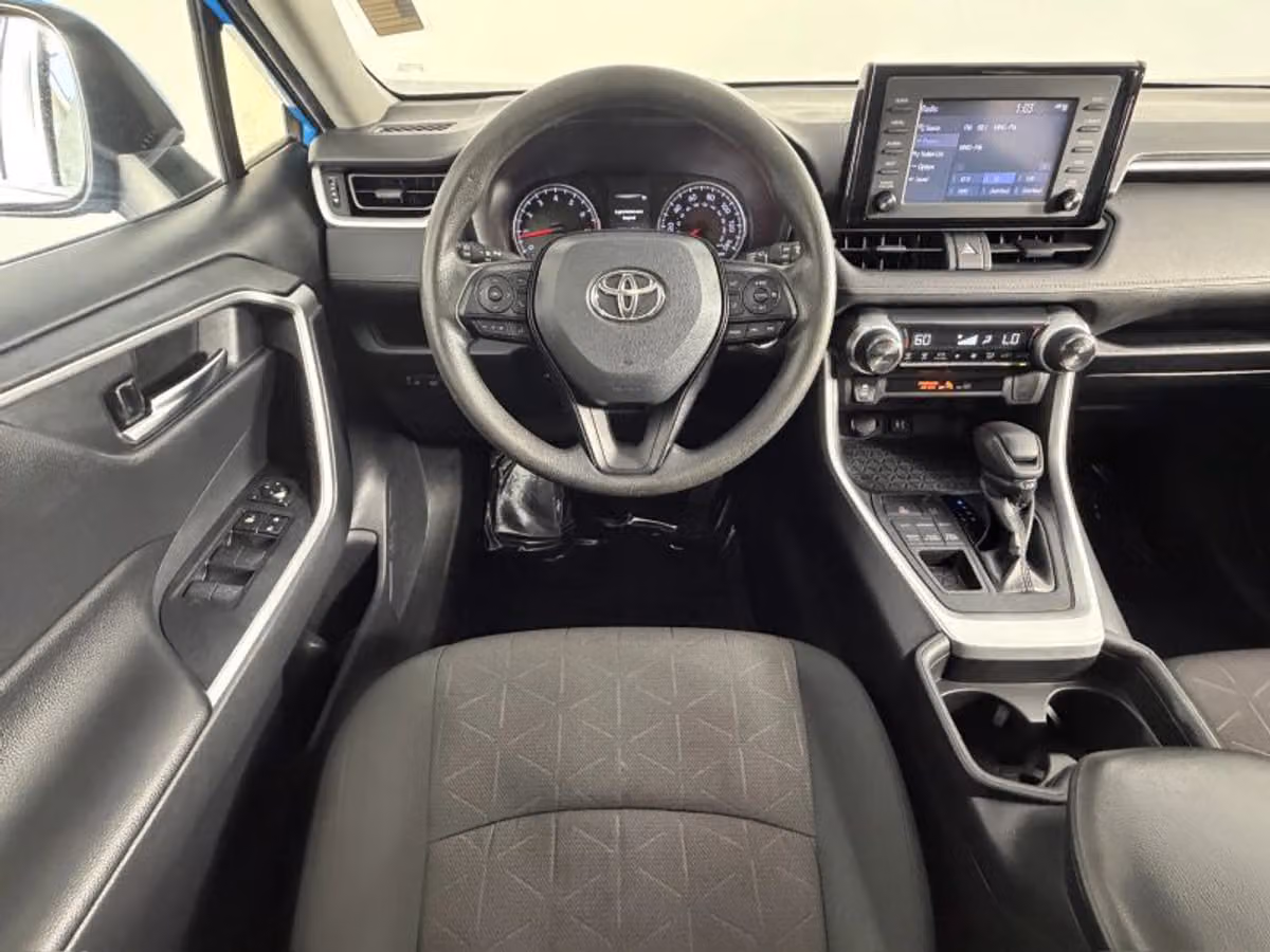 2019 Toyota RAV4 XLE Image 26