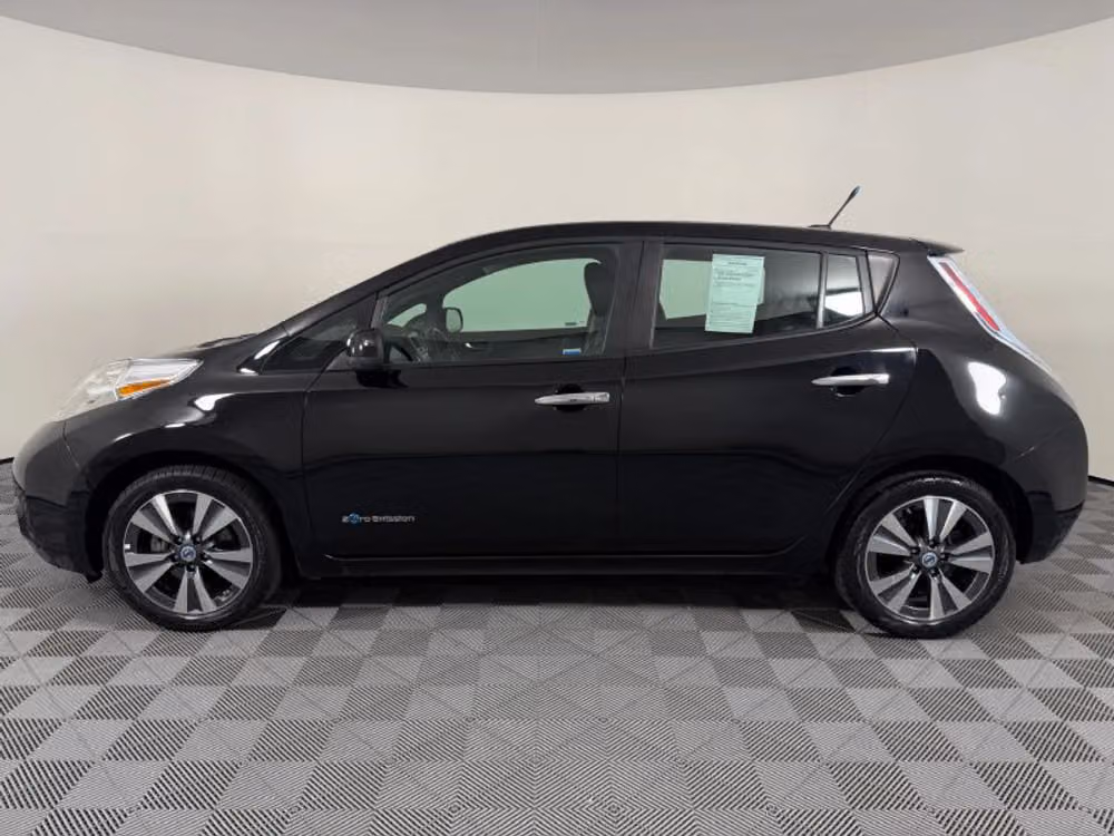 2013 Nissan LEAF SL Image 6