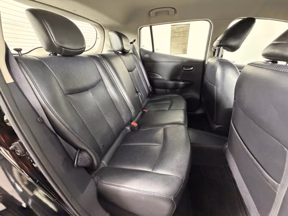 2013 Nissan LEAF SL Image 39