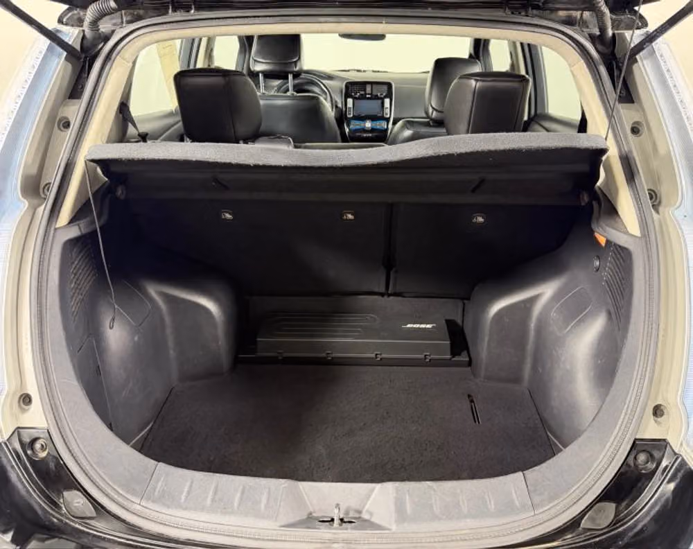 2013 Nissan LEAF SL Image 40
