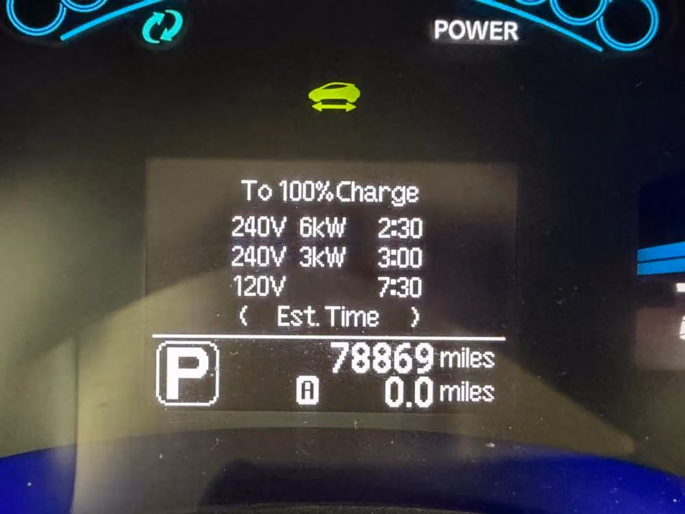 2013 Nissan LEAF SL Image 44