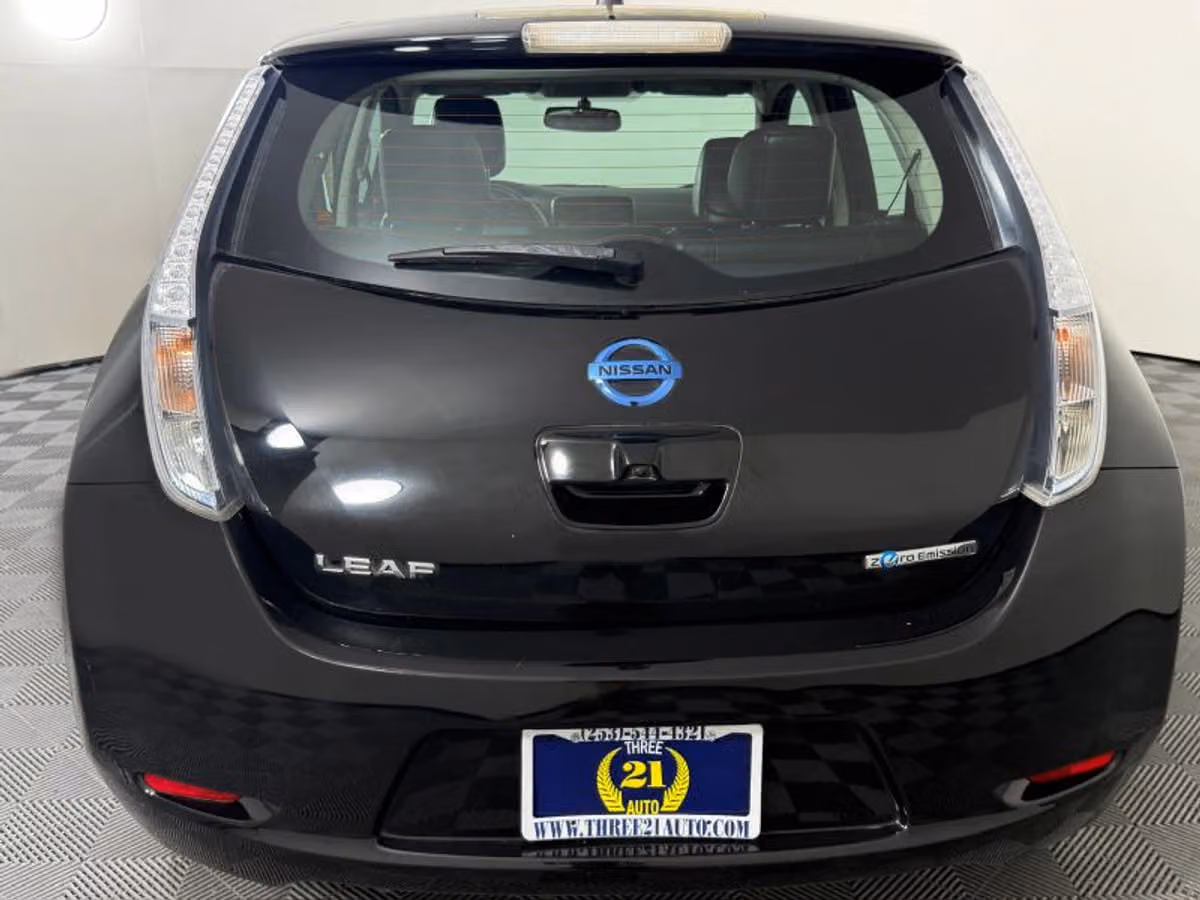 2013 Nissan LEAF SL Image 22