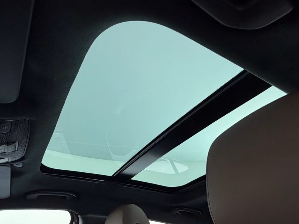 2017 INFINITI QX30 Premium Crossover Image 36