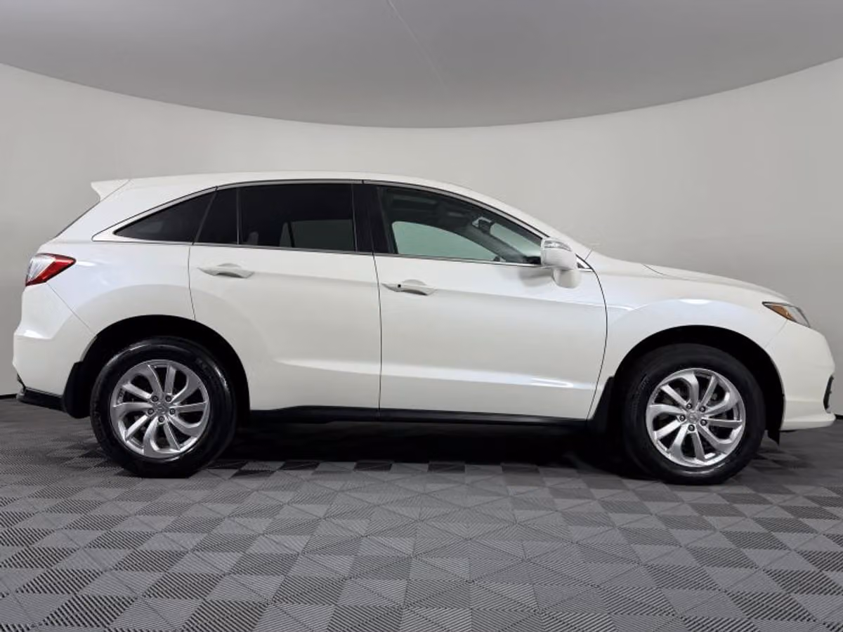 2017 Acura RDX Sport Utility 4D Image 7