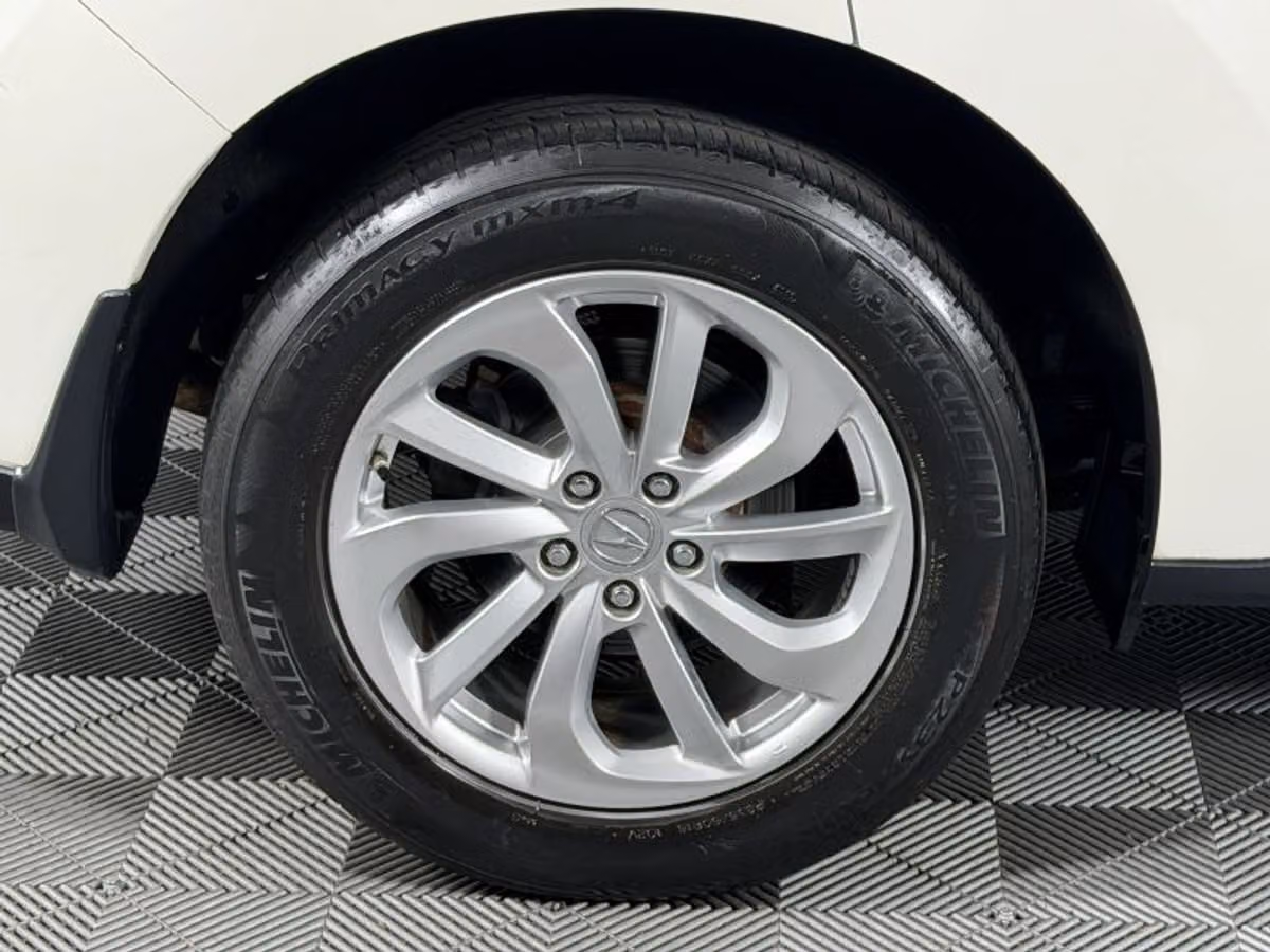2017 Acura RDX Sport Utility 4D Image 14