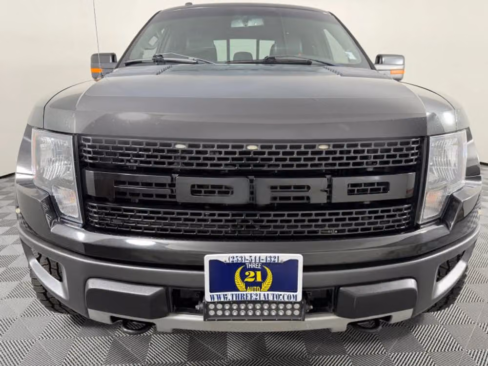 2011 Ford F-150 SVT Raptor SuperCrew Image 3