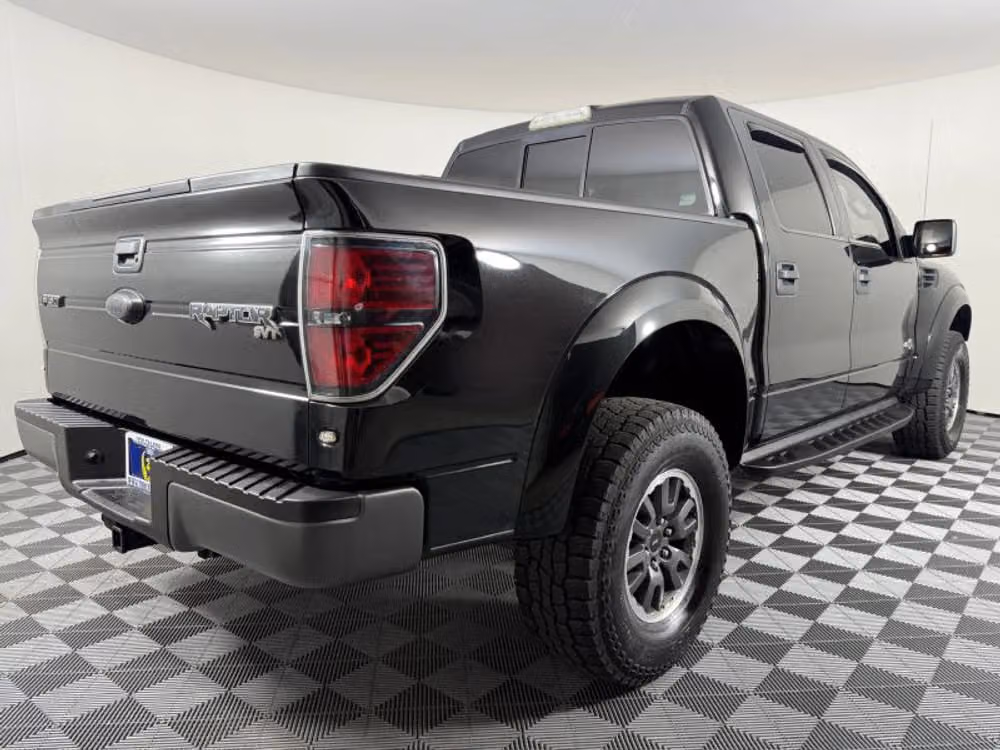2011 Ford F-150 SVT Raptor SuperCrew Image 8