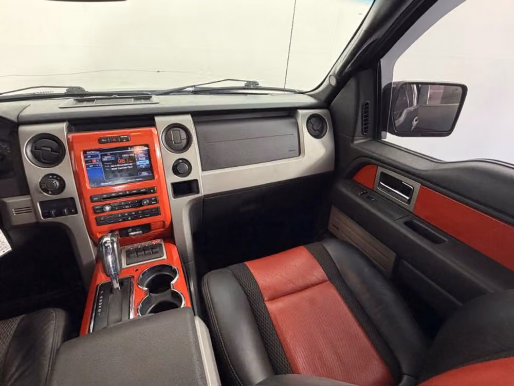 2011 Ford F-150 SVT Raptor SuperCrew Image 21