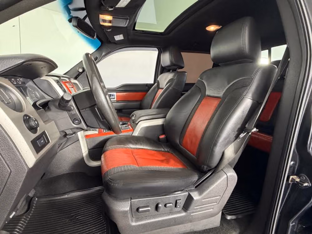 2011 Ford F-150 SVT Raptor SuperCrew Image 29