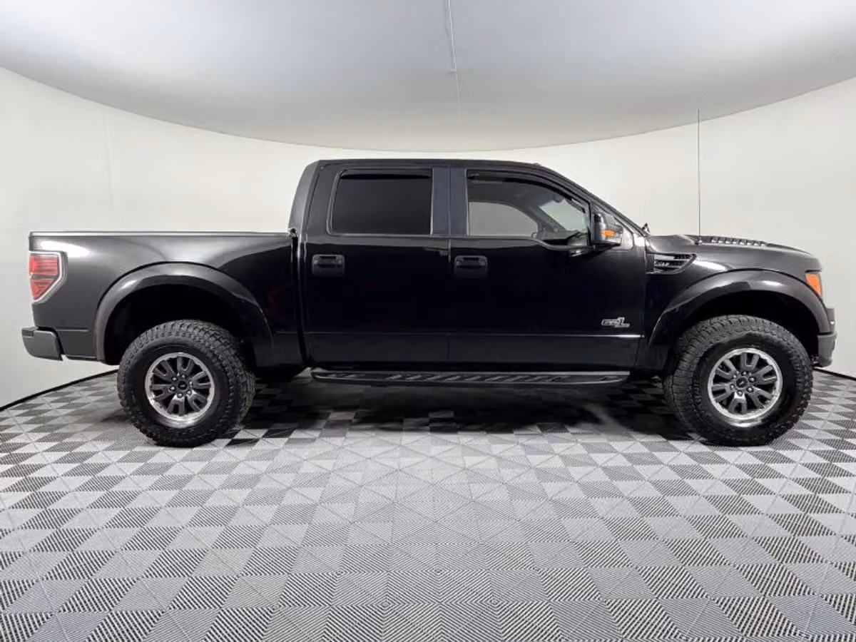 2011 Ford F-150 SVT Raptor SuperCrew Image 7