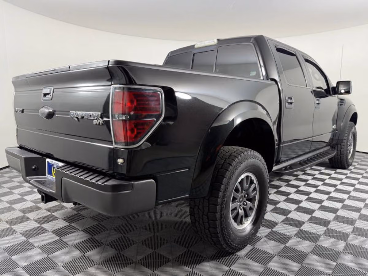 2011 Ford F-150 SVT Raptor SuperCrew Image 8